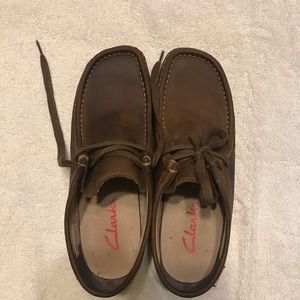 Clark’s Stinson Lo brown shoe